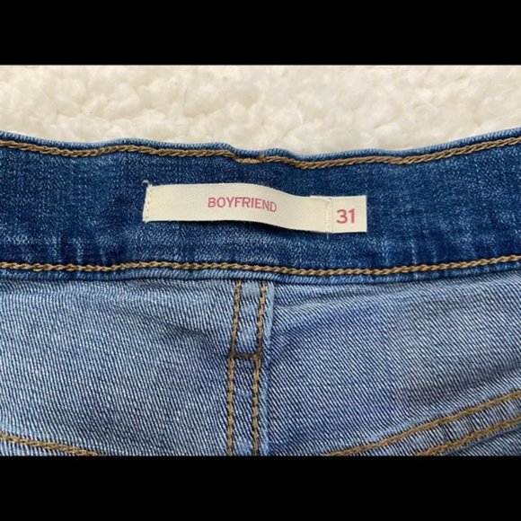Levi’s boyfriend crop size 31 runs large 36 Waist - Picture 9 of 11